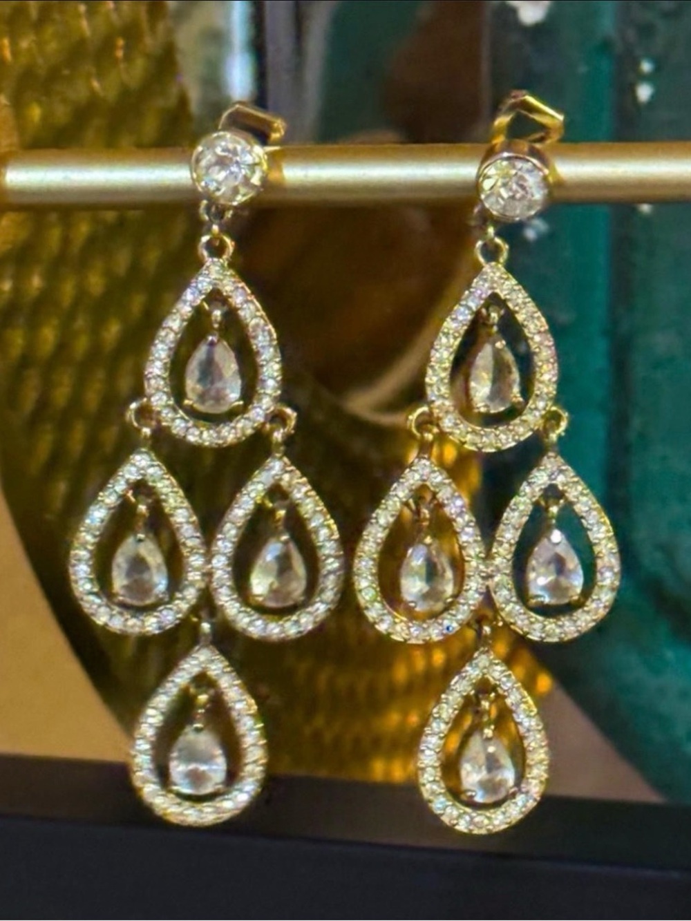 Carolee Y2K ‘The Sophia’ Topaz Crystal Pear Chandelier Drop Clip-On Earrings